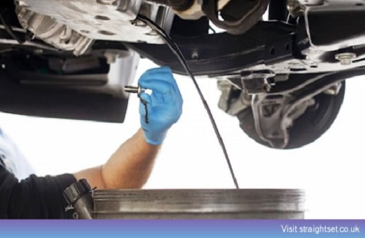 Draining Of Waste Oil & Antifreeze | Oil Drainer Advice